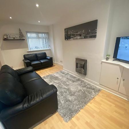 Modern Two Bed House Close To City Centre 벨파스트 외부 사진