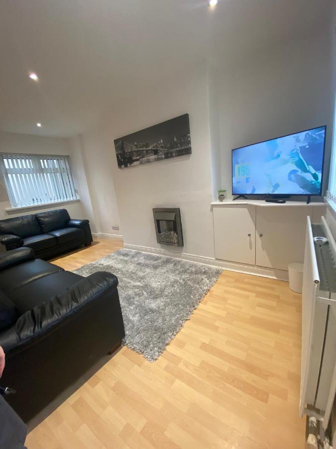 Modern Two Bed House Close To City Centre 벨파스트 외부 사진